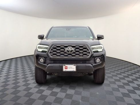 Certified 2023 Toyota Tacoma TRD Off-Road w/ TRD Premium Off Road Package AWD/4WD image 3