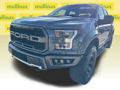 Used 2018 Ford F150 Raptor w/ Equipment Group 802A Luxury image 11