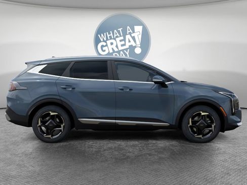 New 2026 Kia Sportage EX AWD/4WD image 7