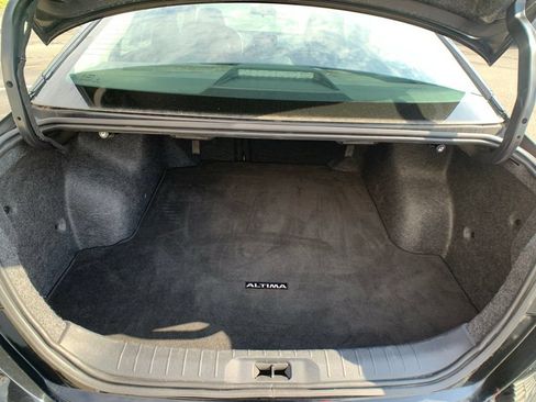 Used 2025 Nissan Altima 2.5 SV AWD/4WD image 27