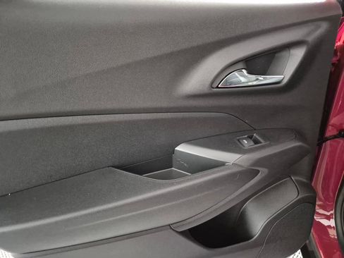 New 2026 Chevrolet Trax LT image 24