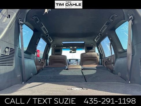 Used 2017 INFINITI QX80 Limited AWD/4WD image 9