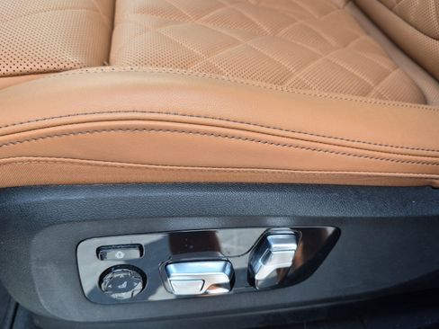 Used 2024 BMW X7 xDrive40i w/ Executive Package AWD/4WD image 17