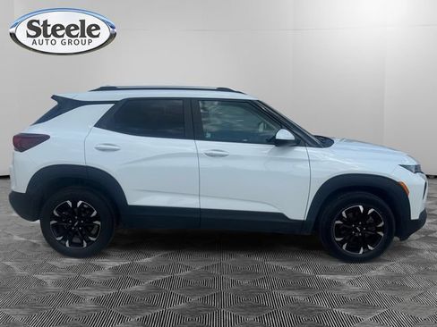 Used 2023 Chevrolet TrailBlazer LT FWD image 6