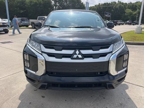 Used 2025 Mitsubishi Outlander Sport LE AWD/4WD image 12