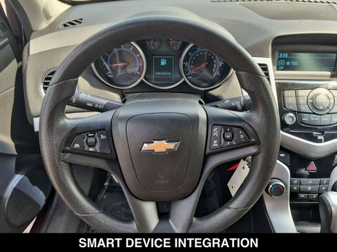 Used 2015 Chevrolet Cruze LT FWD image 19