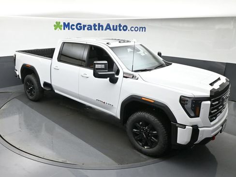 New 2026 GMC Sierra 2500 AT4 w/ Technology Package image 3