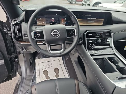 New 2026 Nissan Armada SL w/ Captain's Chari Seat Package AWD/4WD image 21