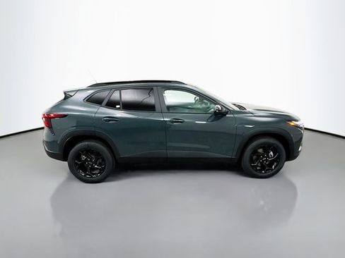 New 2026 Chevrolet Trax LT w/ Driver Confidence Package FWD image 10