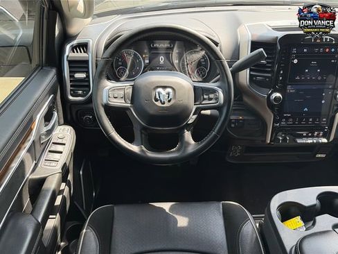 Used 2024 RAM 2500 Laramie AWD/4WD image 19