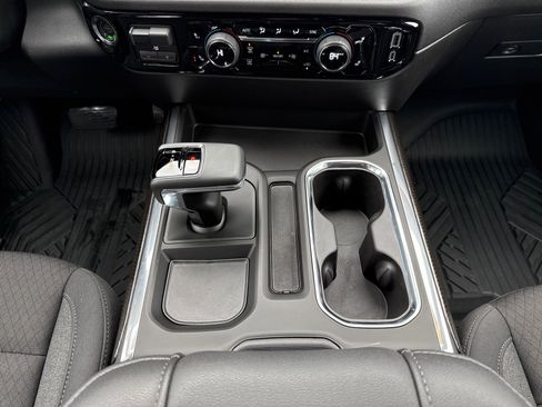 Used 2026 Chevrolet Silverado 1500 RST image 15