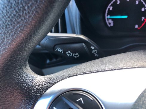 Used 2020 Ford Transit Connect XLT image 35