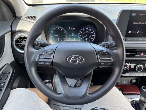Used 2023 Hyundai Kona SEL AWD/4WD image 18