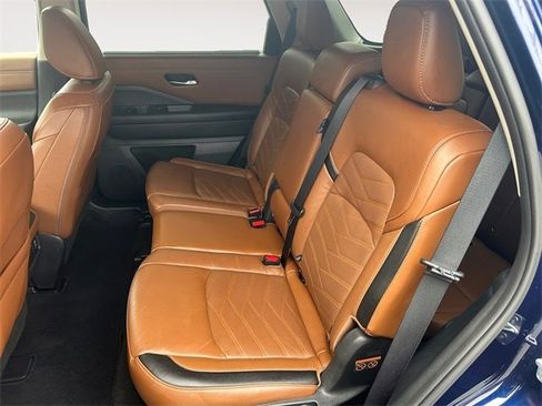 Certified 2023 Nissan Pathfinder Platinum w/ Cargo Package image 13