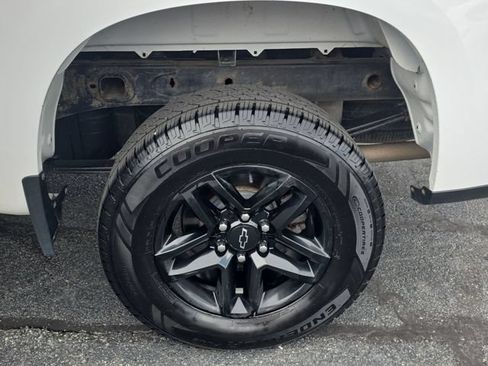 Used 2020 Chevrolet Silverado 1500 LT Trail Boss w/ Convenience Package AWD/4WD image 33