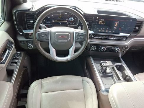 Used 2023 GMC Sierra 1500 SLT w/ SLT Premium Package AWD/4WD image 11