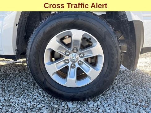 Used 2019 RAM 1500 Laramie image 9