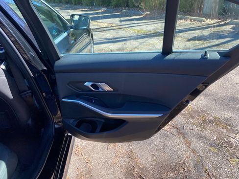 Used 2021 BMW 330i xDrive Sedan w/ Driving Assistance Package image 25