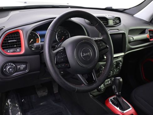 Used 2022 Jeep Renegade Trailhawk AWD/4WD image 11