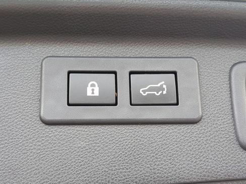 Used 2021 Subaru Forester Premium w/ Popular Package #1 AWD/4WD image 10
