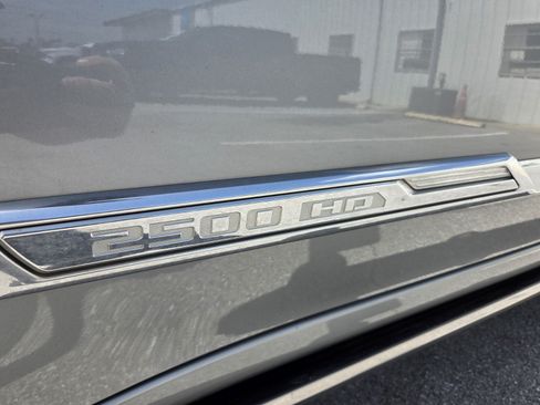 Used 2024 Chevrolet Silverado 2500 High Country w/ Technology Package AWD/4WD image 20