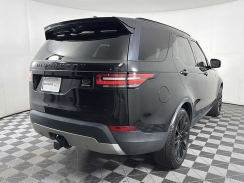 Used 2017 Land Rover Discovery HSE AWD/4WD image 6
