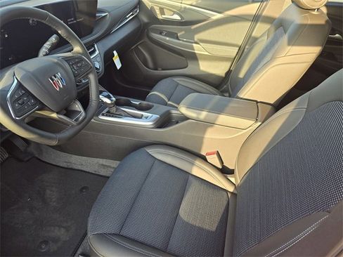New 2026 Buick Envista Preferred image 17