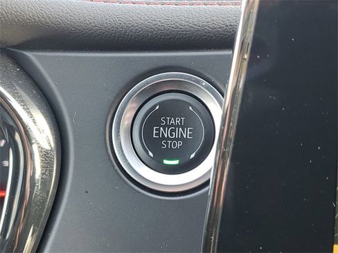 Certified 2025 Chevrolet Blazer RS image 17