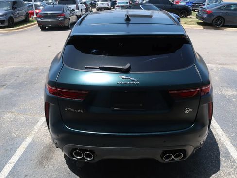 Used 2022 Jaguar F-PACE SVR AWD/4WD image 11
