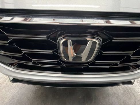 Used 2025 Honda CR-V EX-L image 30
