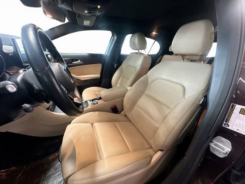 Used 2016 Mercedes-Benz GLA 250 image 14