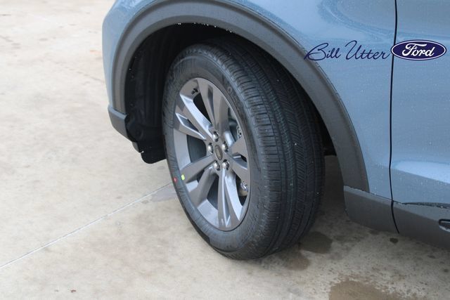 New 2026 Ford Explorer Active w/ Active Comfort Package AWD/4WD image 5