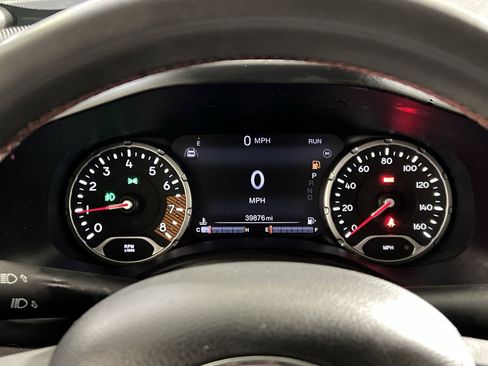 Used 2023 Jeep Renegade Trailhawk image 15