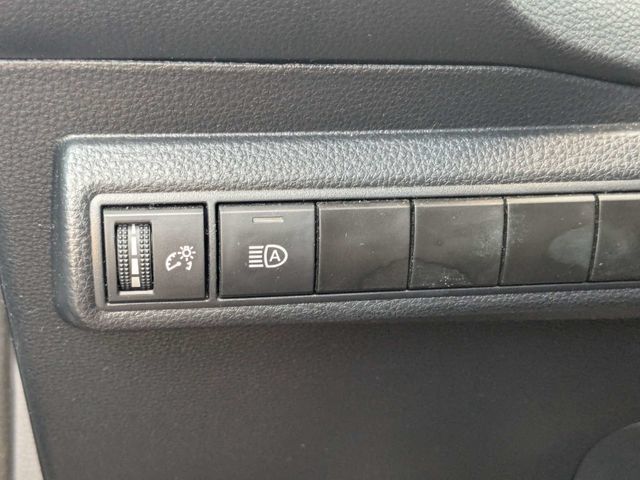 Used 2024 Toyota Corolla LE FWD image 22