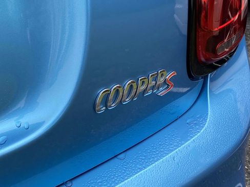 Used 2019 MINI Cooper S w/ Premium Package image 6