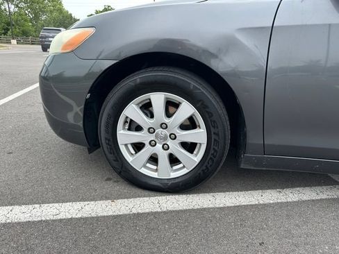 Used 2009 Toyota Camry XLE FWD image 10