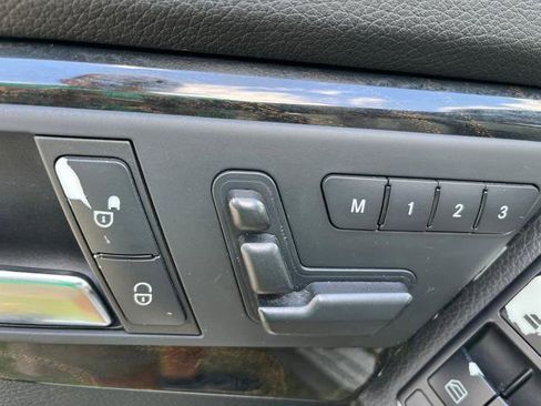 Used 2015 Mercedes-Benz GLK 350 2WD image 21