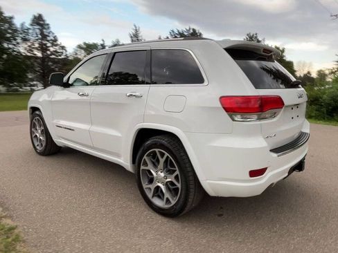 Used 2021 Jeep Grand Cherokee Overland image 3