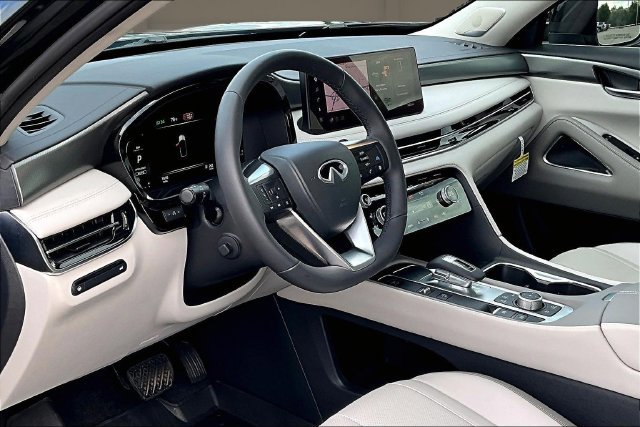 Used 2027 INFINITI QX60 Luxe w/ Cargo Package AWD/4WD image 13