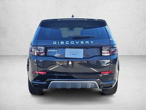 Used 2025 Land Rover Discovery Sport S image 6