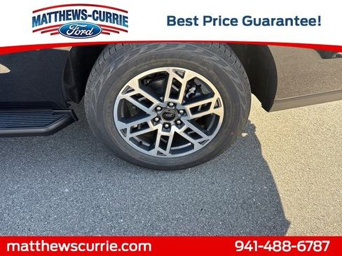 New 2025 Ford Expedition Max Active image 17