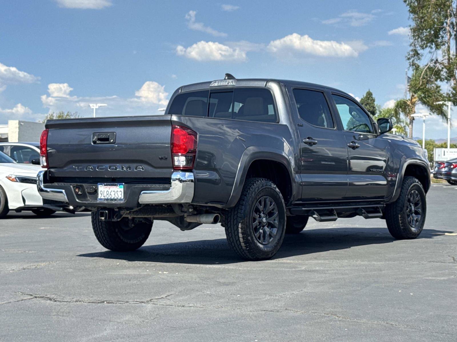 Used 2023 Toyota Tacoma SR5 RWD image 5