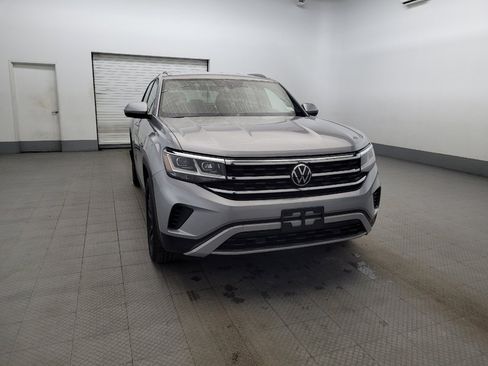 Used 2022 Volkswagen Atlas Cross Sport SE image 14