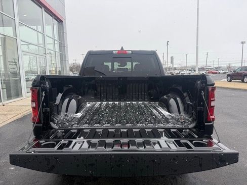 New 2026 RAM 1500 4x4 Crew Cab image 23