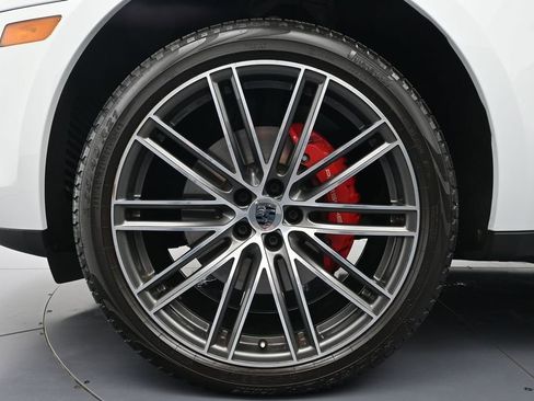 Used 2026 Porsche Macan S AWD/4WD image 26