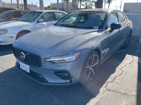 Used 2024 Volvo S60 B5 Plus AWD/4WD image 2