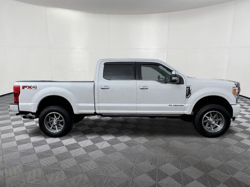 Used 2017 Ford F350 Platinum w/ FX4 4x4 Off Road Package image 7