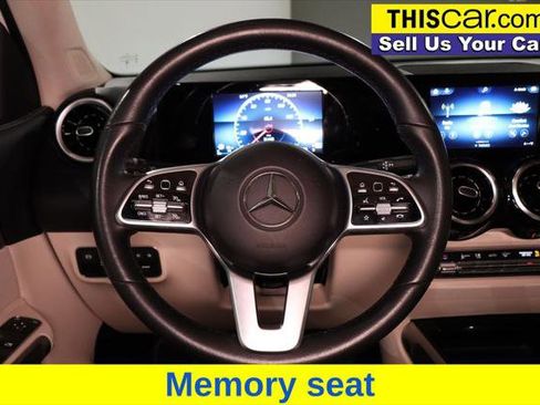 Used 2022 Mercedes-Benz GLB 250 image 11