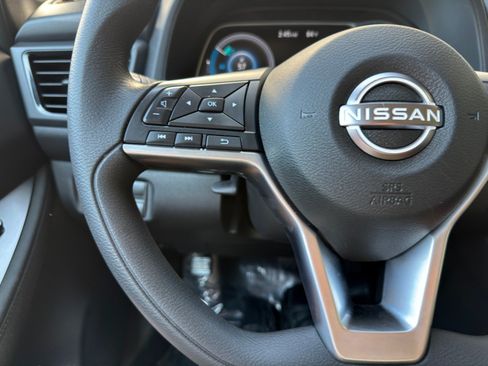 Used 2023 Nissan Leaf S FWD image 19