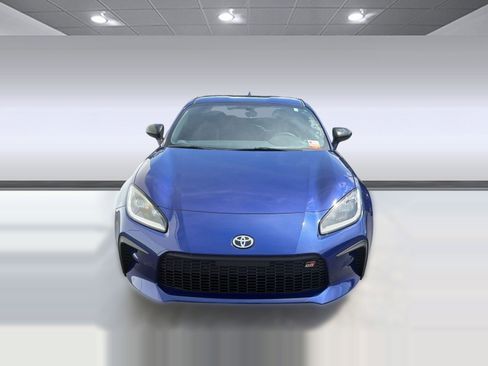 Used 2025 Toyota GR86 Premium RWD image 6